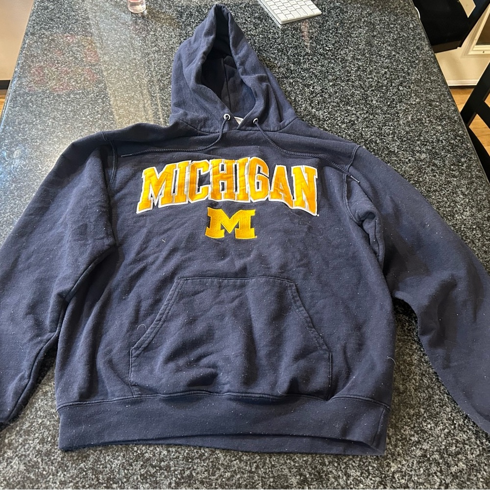 3 COLLEGE HOODIE BUNDLE size S/M (3 for $50) (2 for $40) (1 for $25)